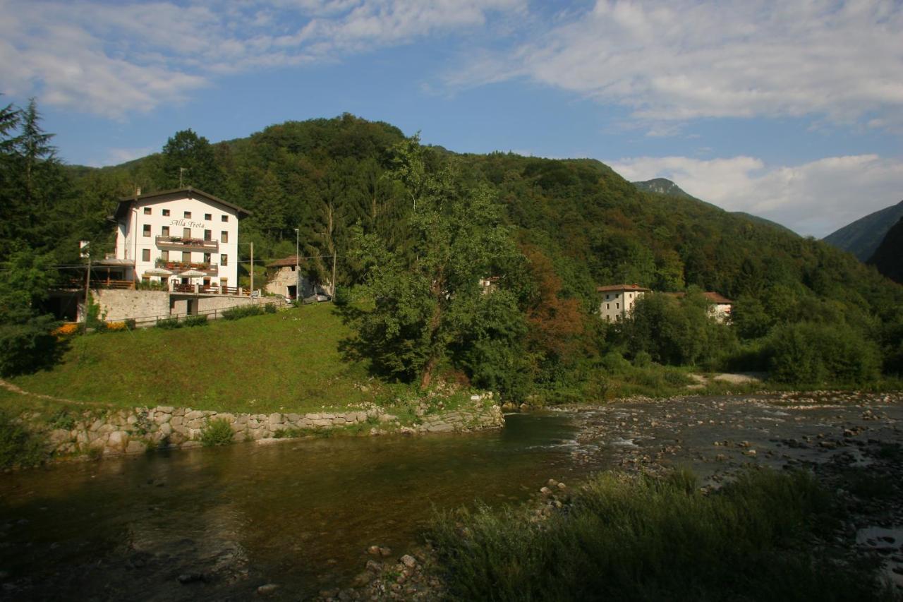 Albergo Alla Trota Pulfero المظهر الخارجي الصورة